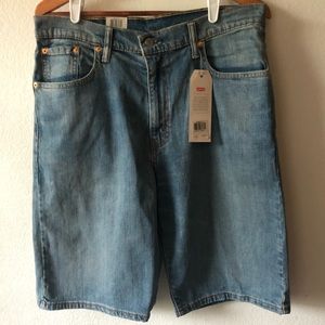 NWT Levi’s 569 loose straight shorts